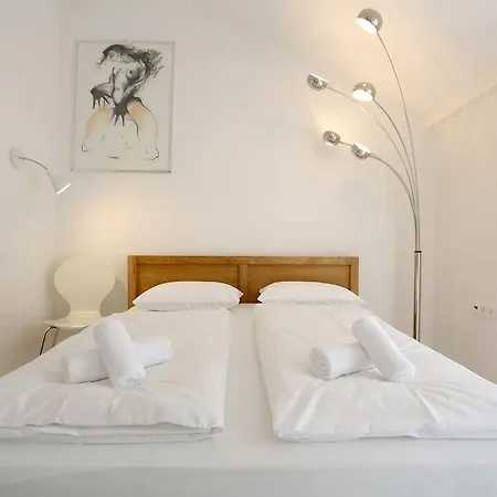 The Big Blue - Old Town Center Zadar