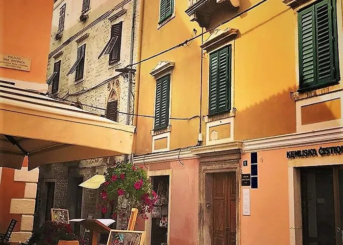 The Big Blue - Old Town Center * Zadar